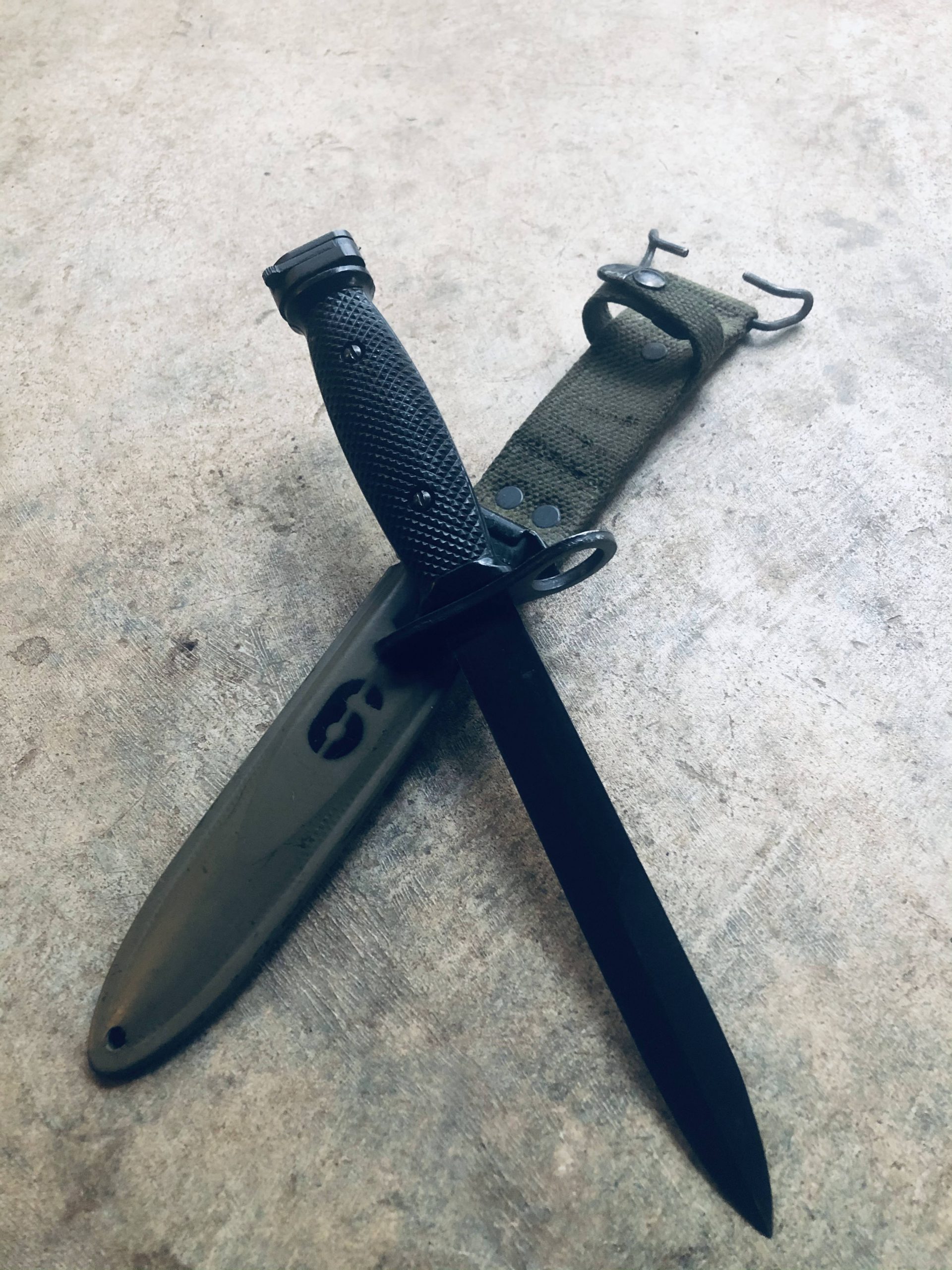 Original M7 Bayonet with M8A1 Scabbard for M16A1 and M16A2 