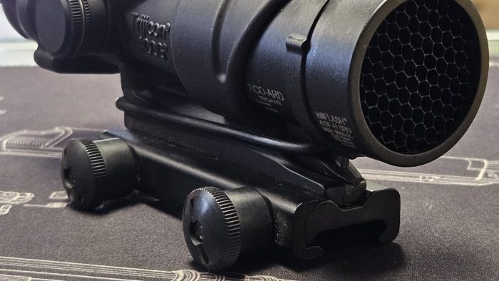 Trigicon ACOG, 4x32, Dual Illuminated Red Chevron