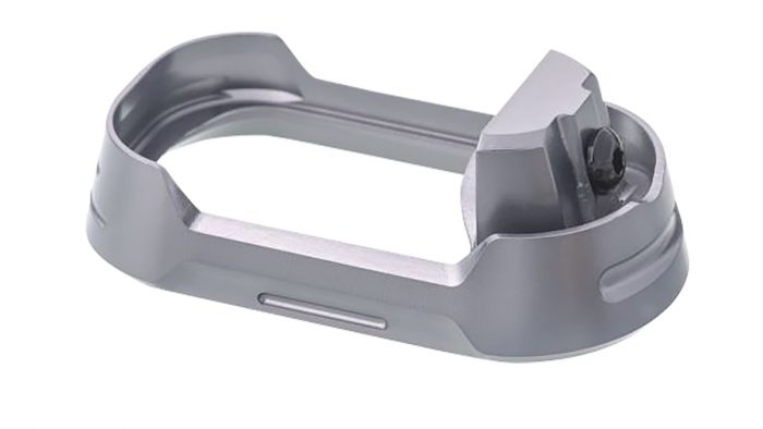 Tyrant CNC TDG17MWG4GREYBLACKSCRE  Magwell Fits Glock 17 Gen4 Grey Aluminum