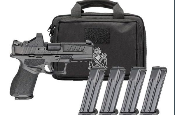 SPRINGFIELD ECHELON 9MM 4" - COMPACT 10RD 4 MAGS GEAR PAC